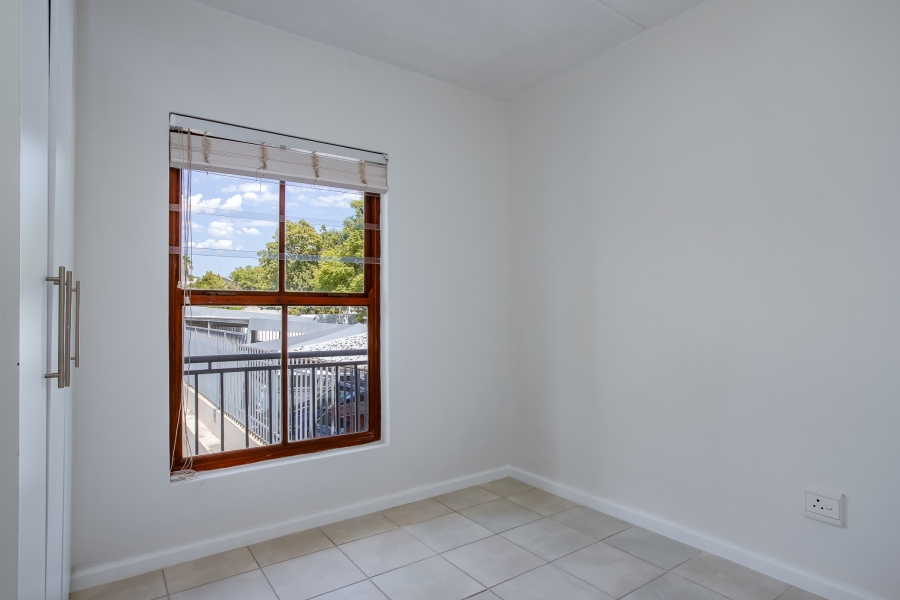 To Let 2 Bedroom Property for Rent in Paarl Central Western Cape